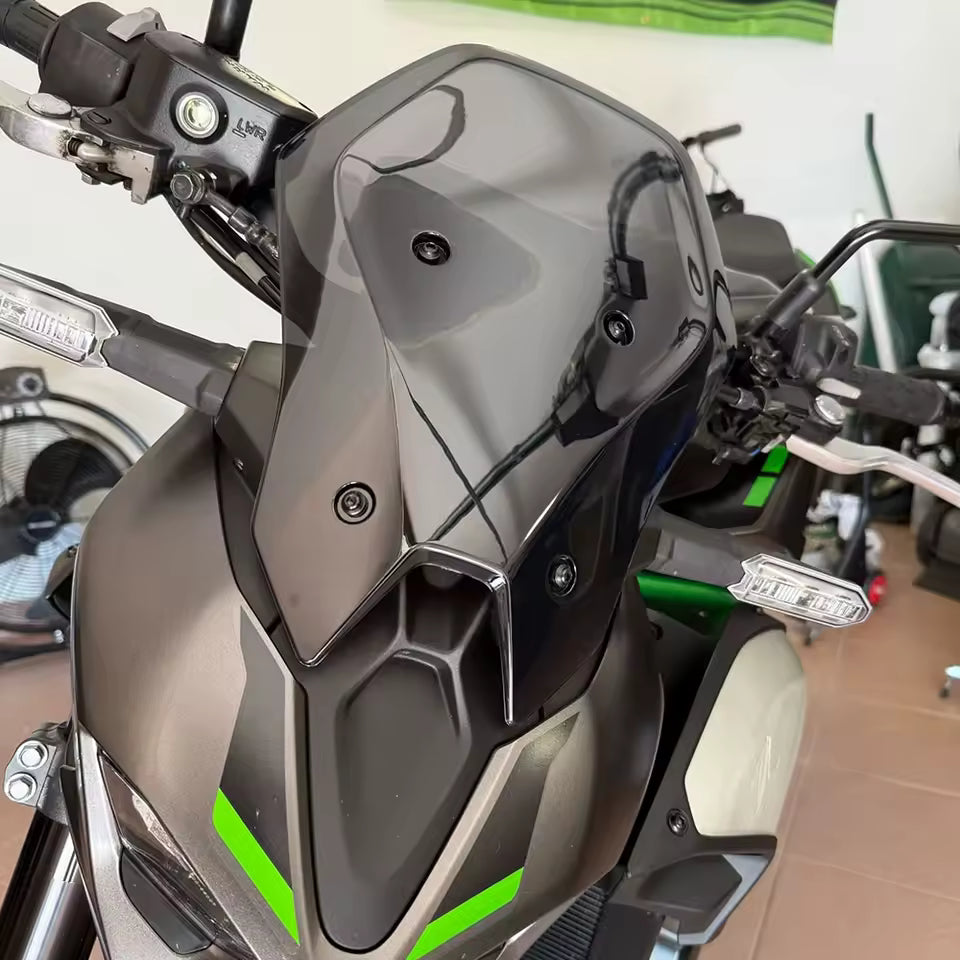 Bulle de tourisme Kawasaki Z900 / Z900 SE (2025–2026)