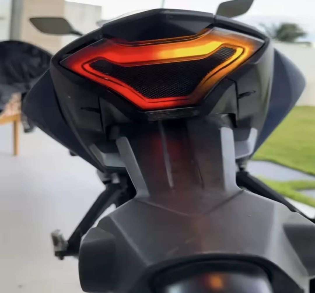 Feux Rouge MT07 (2014-2017)