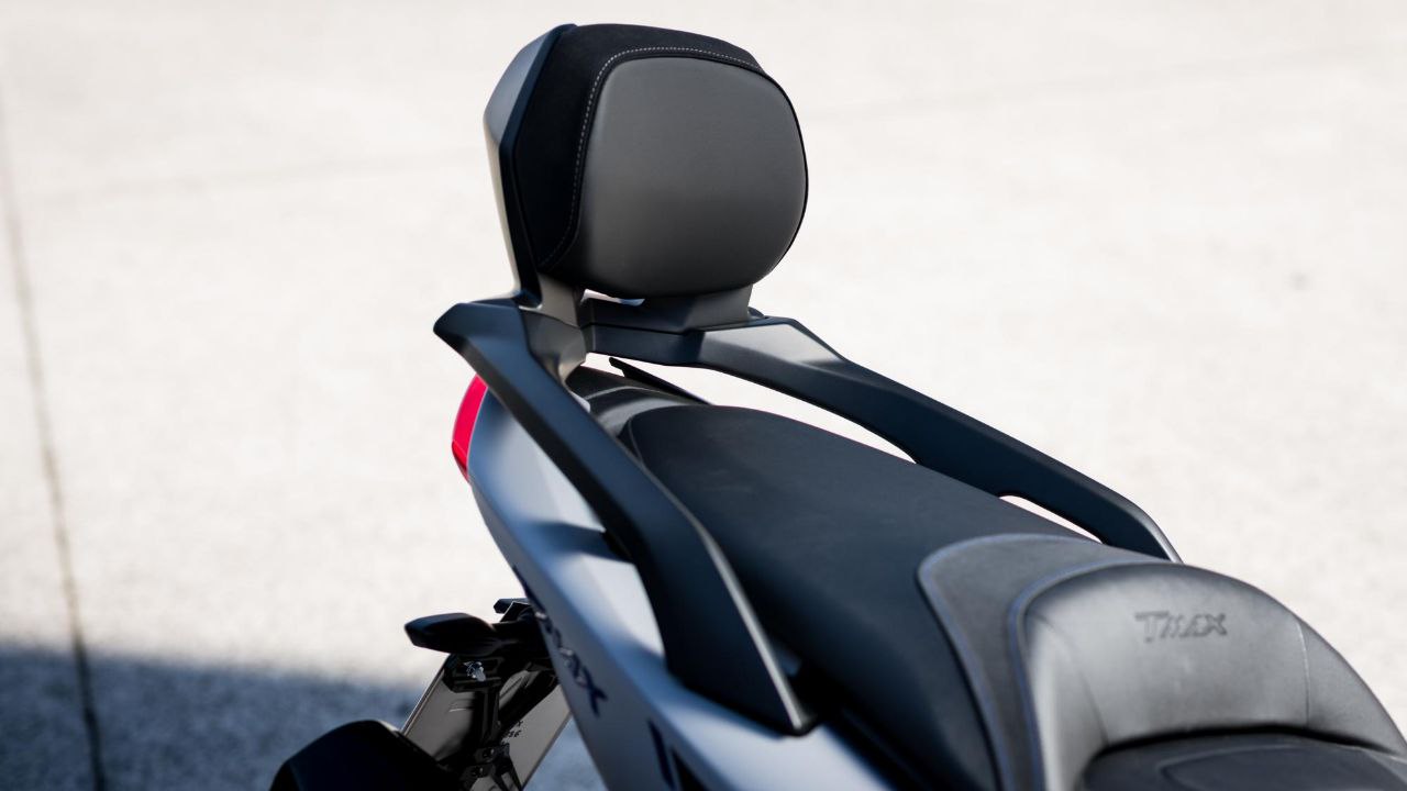 DORSAL TMAX SX- DX-560 (2017-2021)