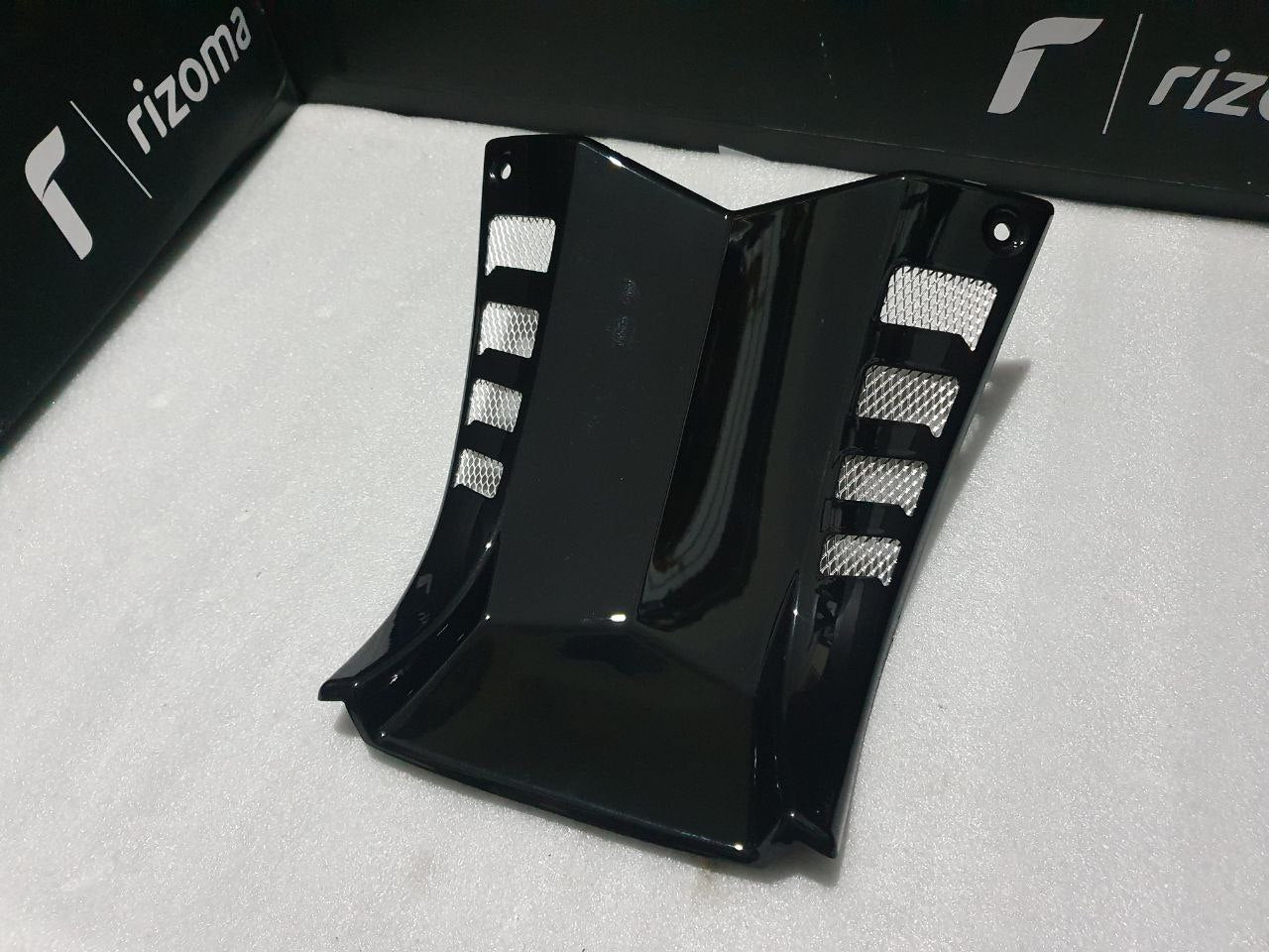 CACHE FILTER TMAX 530 (2012-2016)