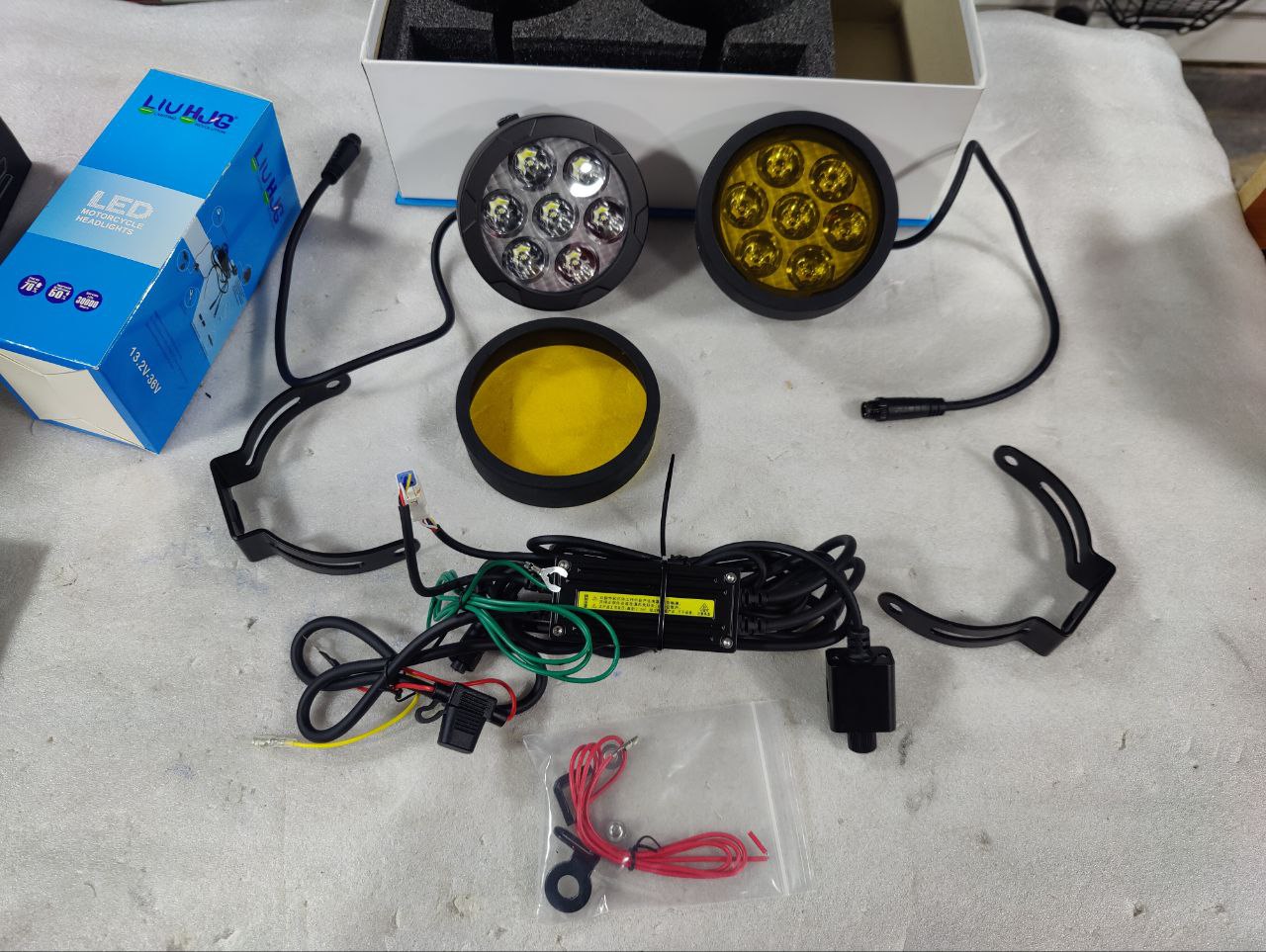 phare secour HJG 7 LED