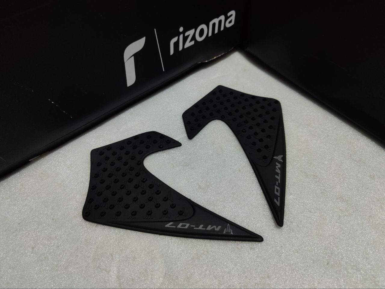 Yamaha MT-07 MT07 trucs 07 2014 2015 2016 2017 Moto Précieux Pad Protecteur Autocollant Décalque Gaz Genou Grip Précieux Traction Pad Côté