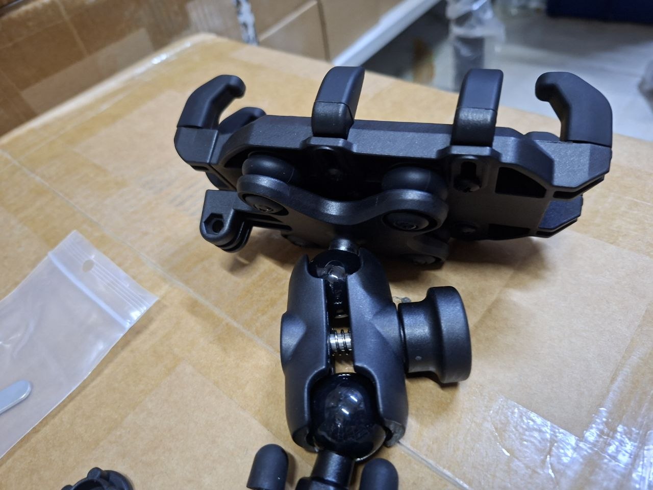Support de téléphone pour moto Kewig personnalisé, résistant aux UV, étanche, antichoc, extensible, avec pare-soleil pour la conduite