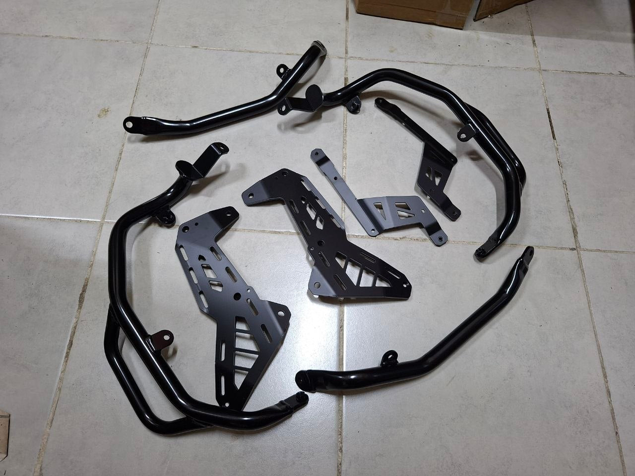 Crash bars BMW R1300GS / R1300GSA (2024–2025) – Protection moteur et cadre haute résistance, barres antichute robustes