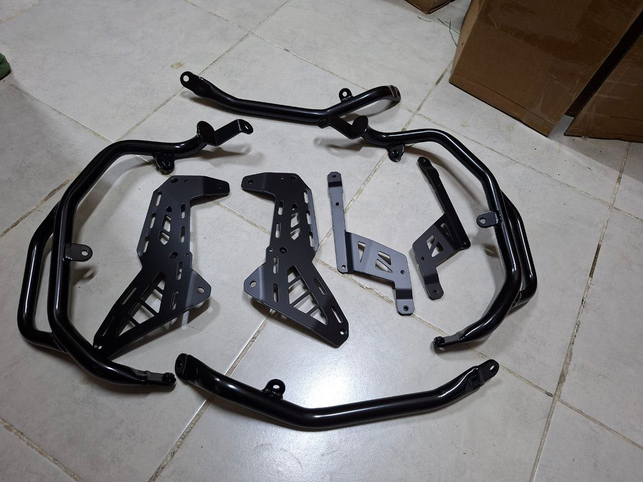 Crash bars BMW R1300GS / R1300GSA (2024–2025) – Protection moteur et cadre haute résistance, barres antichute robustes