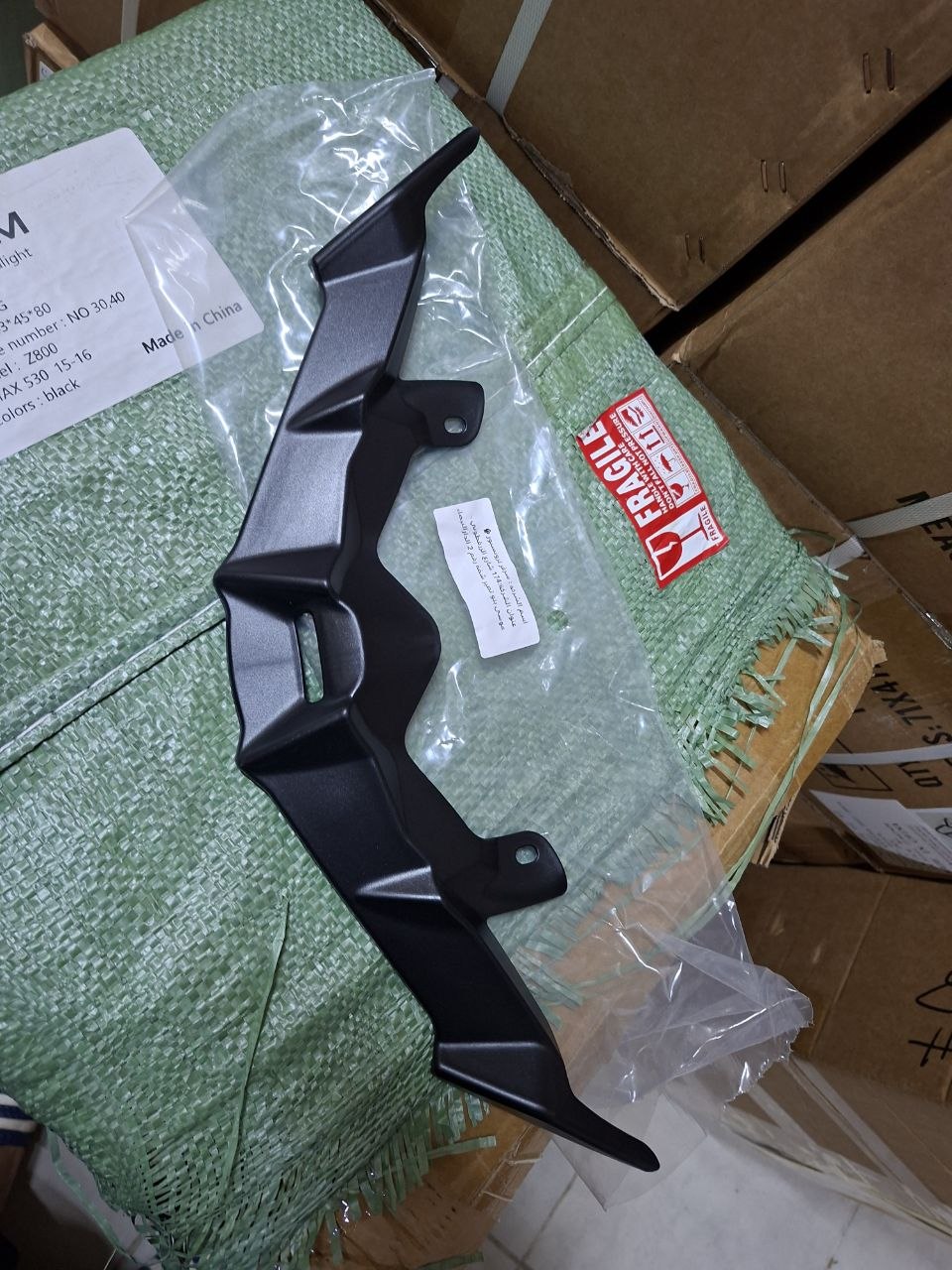 Ailerons avant aérodynamiques (spoiler) – Déflecteurs d’air pour Honda ADV150 (2013–2023) et ADV160 (2022–2024)